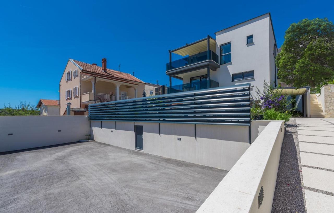 Modern Apartments With Shared Pool Near The Sea Pola Esterno foto